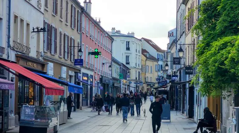 Défense européenne : conférence à Sceaux