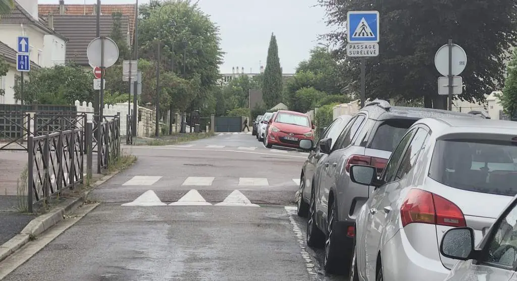 Sécurité piétons à Antony : une mise en conformité trop lente ?