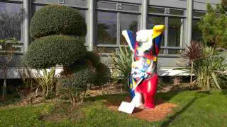 L’ours de Berlin d’Antony revisité par le street art