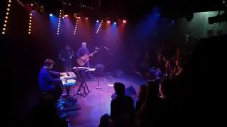 Maxwell Farrington & Le SuperHomard au Pédiluve
