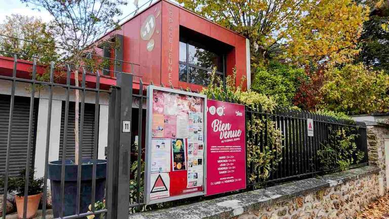Le 11 – Espace Jeunes à Antony : un lieu pour les 11-25 ans
